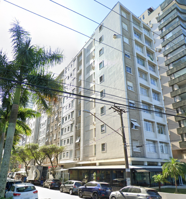 Apartamento 34m² | Edifício Umuarama | Beira da Praia | Santos, SP