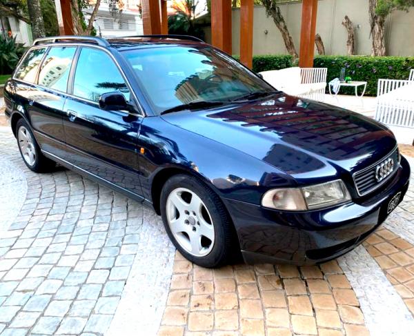 AUDI/A4 AVANT 2.4 - 1998/1999