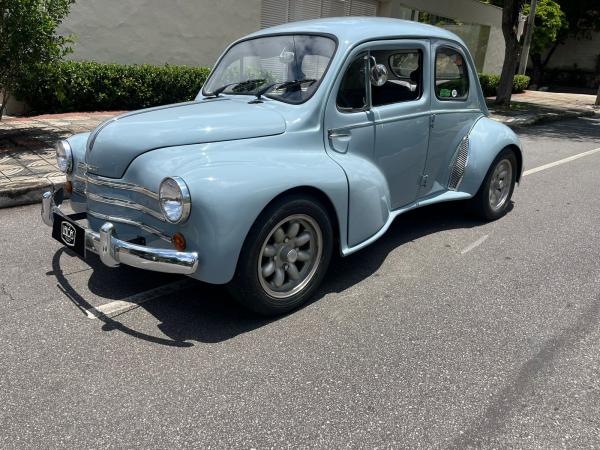 RÉPLICA RENAULT RABO QUENTE (FUSCA)