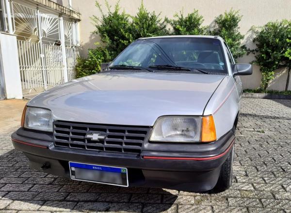 GM/KADETT 1.8 TURIM - 1990/1991